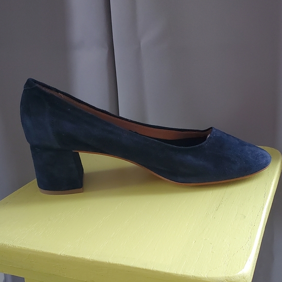 L'intervalle suede navy blue chunky heels size 37 - Picture 3 of 4